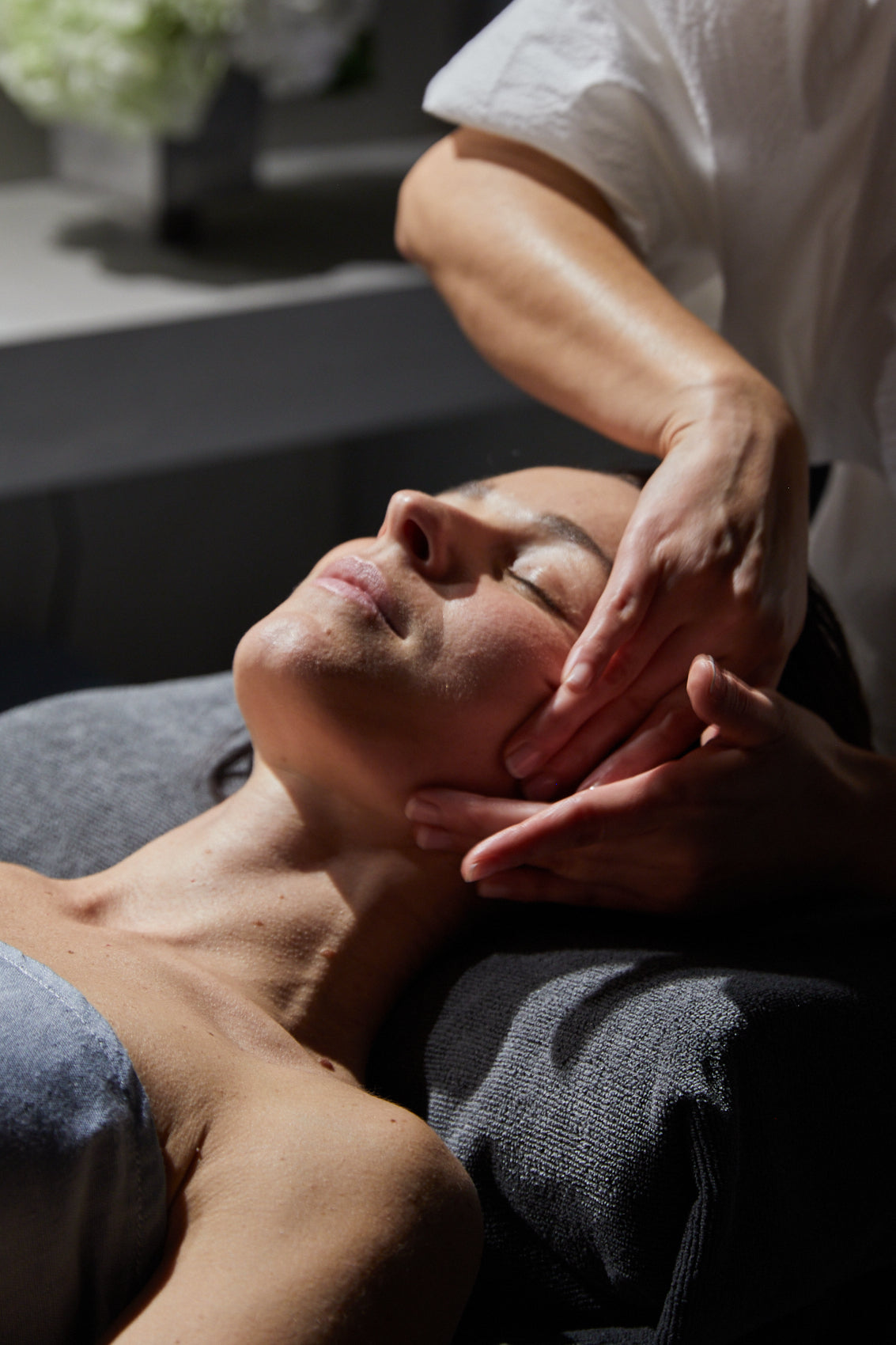 Sculpt & Define Lymphatic Facial, 2 hours