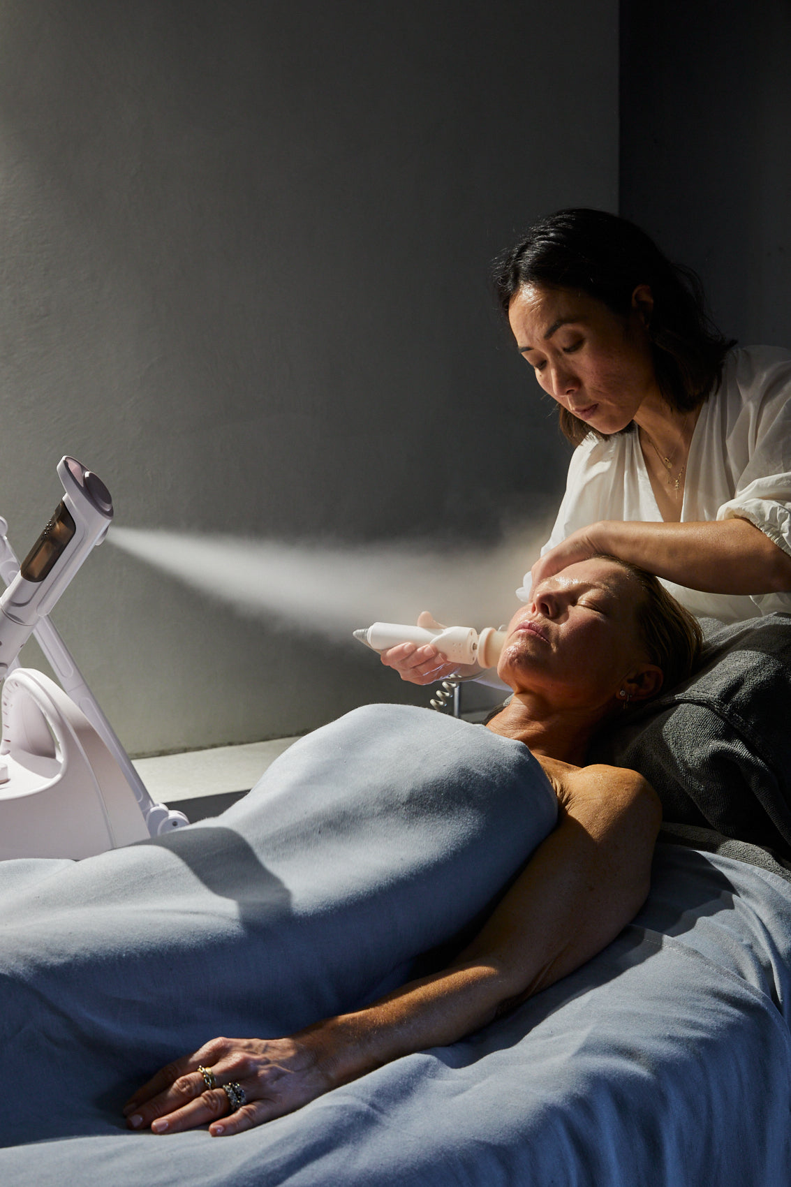 Sculpt & Define Lymphatic Facial, 2 hours